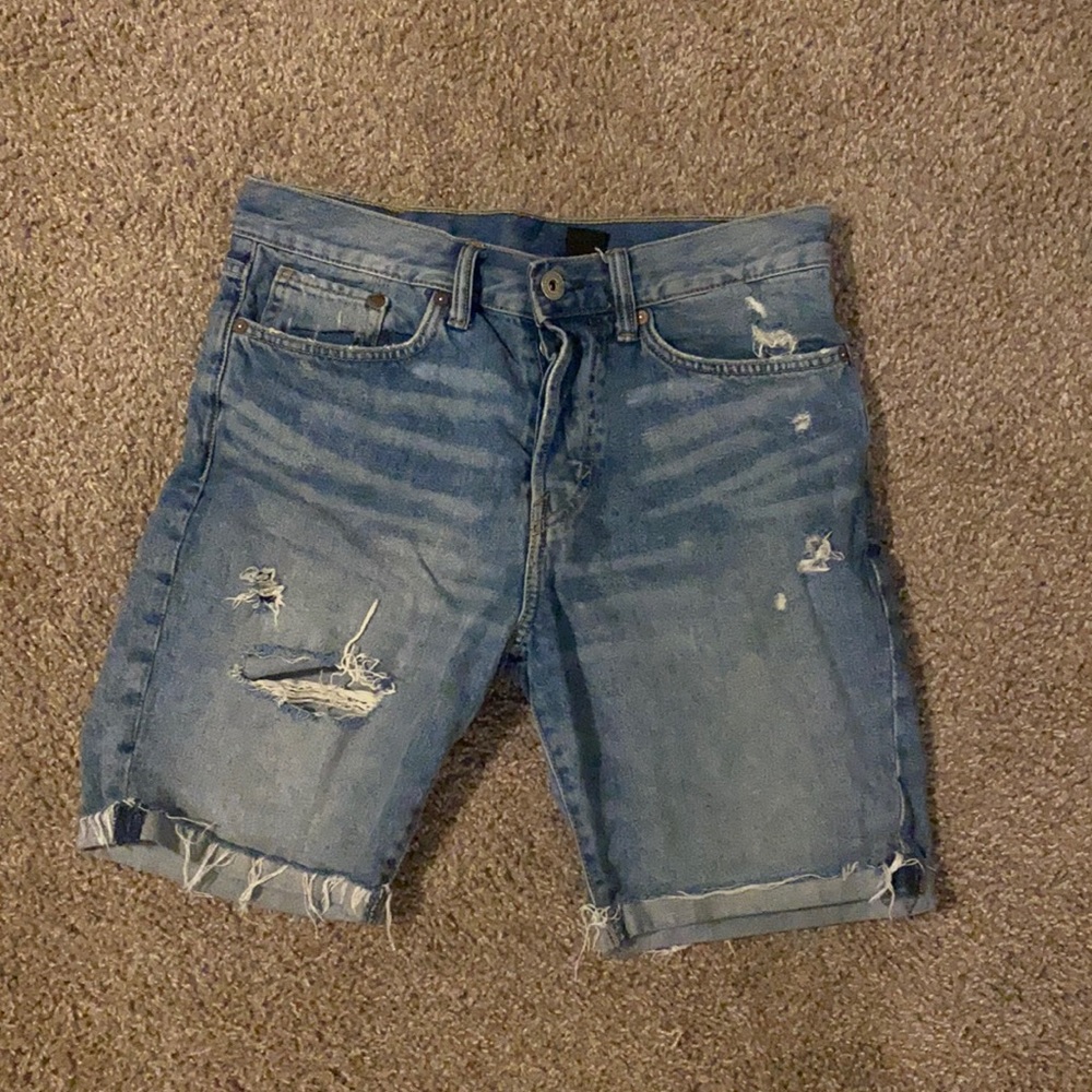 men jean shorts
